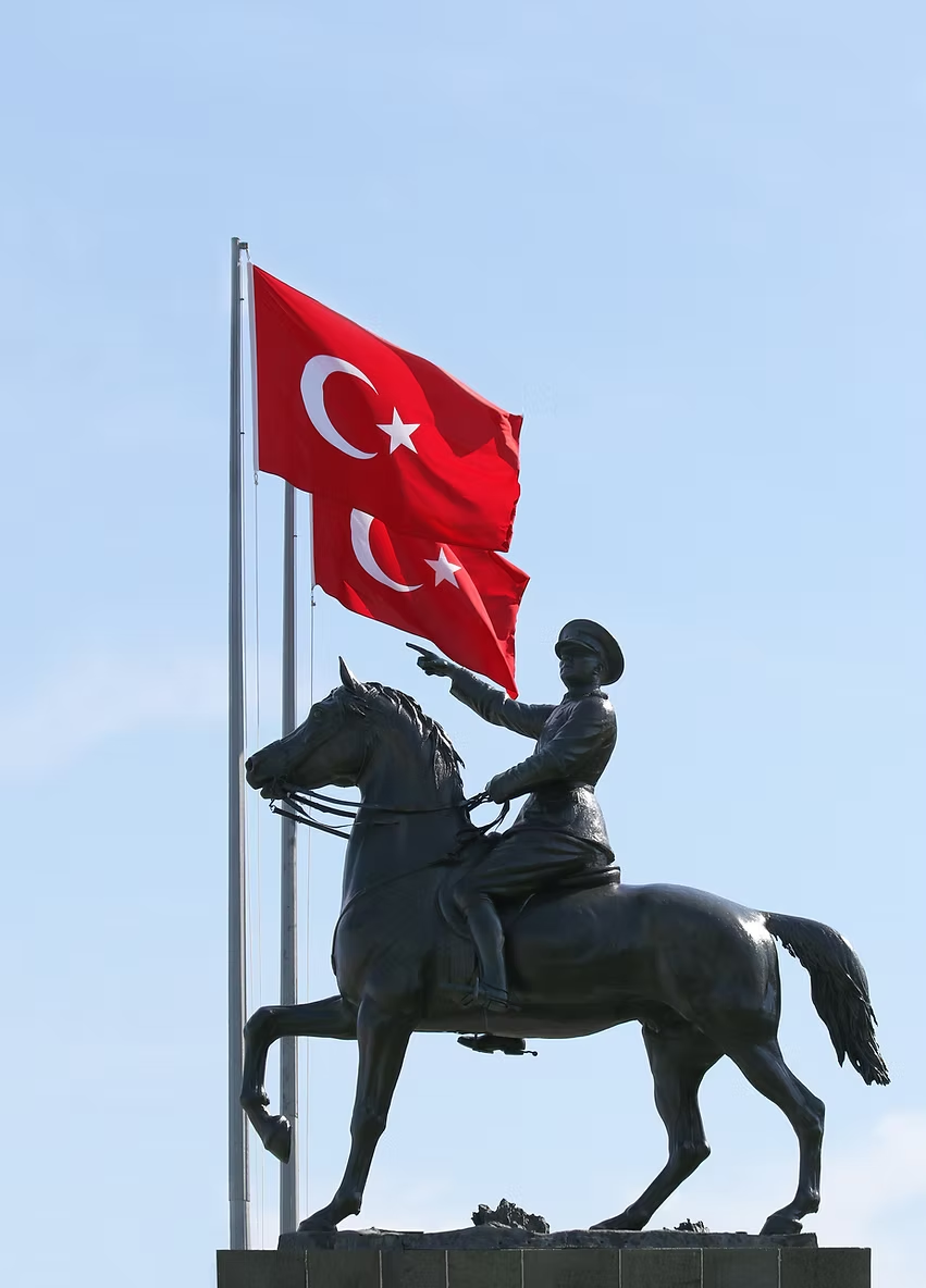 Cumhuriyet Üzerine – 1